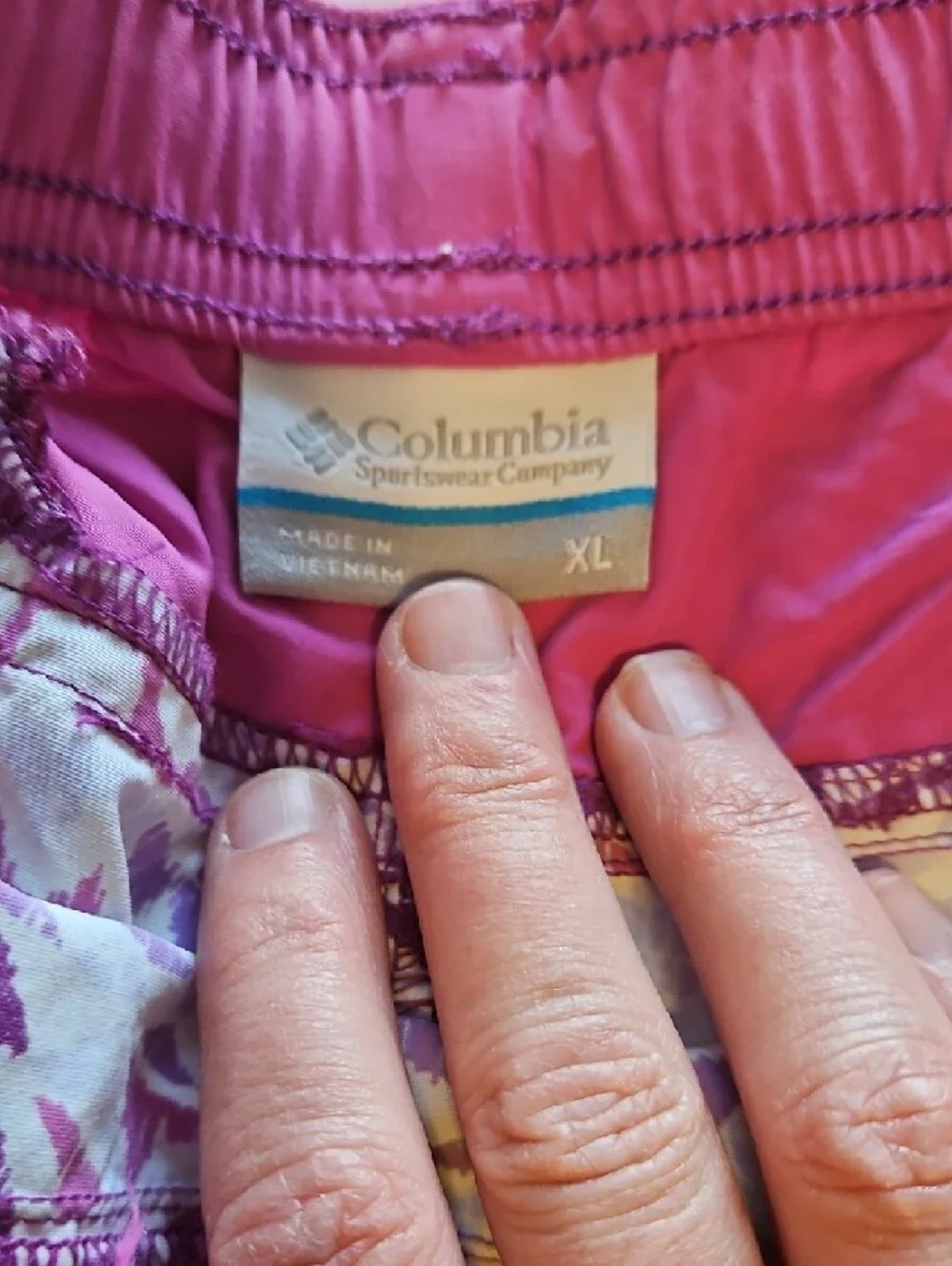 Pair Womena Columbia Nylon Shorts XL - Picture 3 of 5